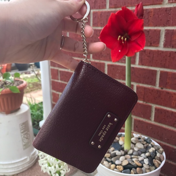 KATE SPADE ♠️ SMALL KEY CONTINENTAL WALLET - Picture 2 of 6